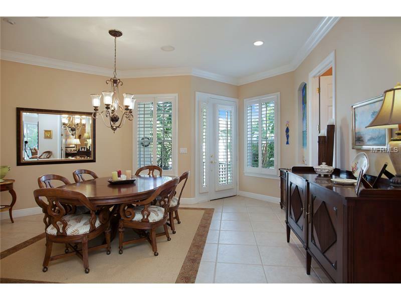 Property Photo:  454 Island Circle  FL 34242 