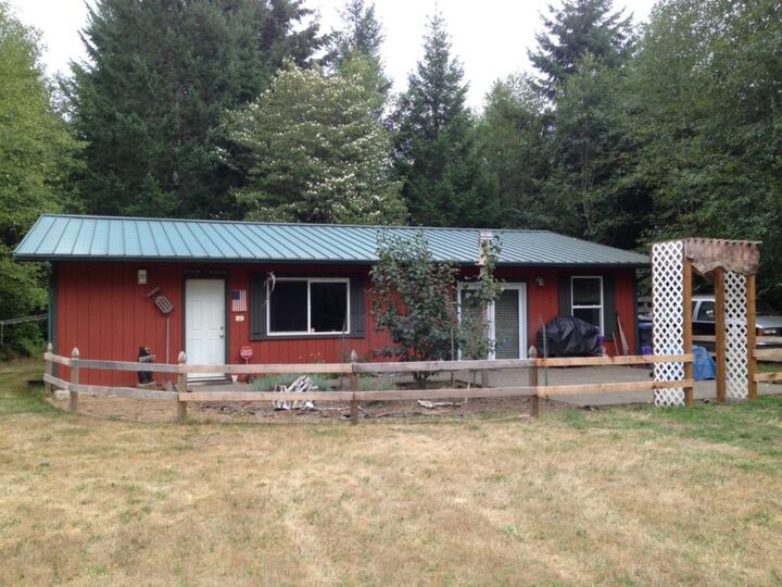 Property Photo:  700 E North Island Dr  WA 98584 
