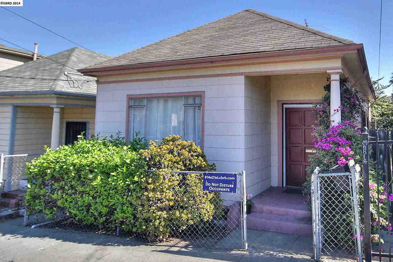 Property Photo:  814 E 21st St.  CA 94606 