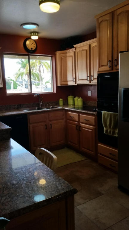 Property Photo: 10822 W El Dorado Drive AZ 85351