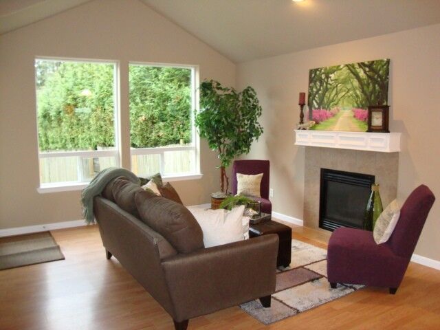 Property Photo:  14815 Meadow Rd 2  WA 98087 