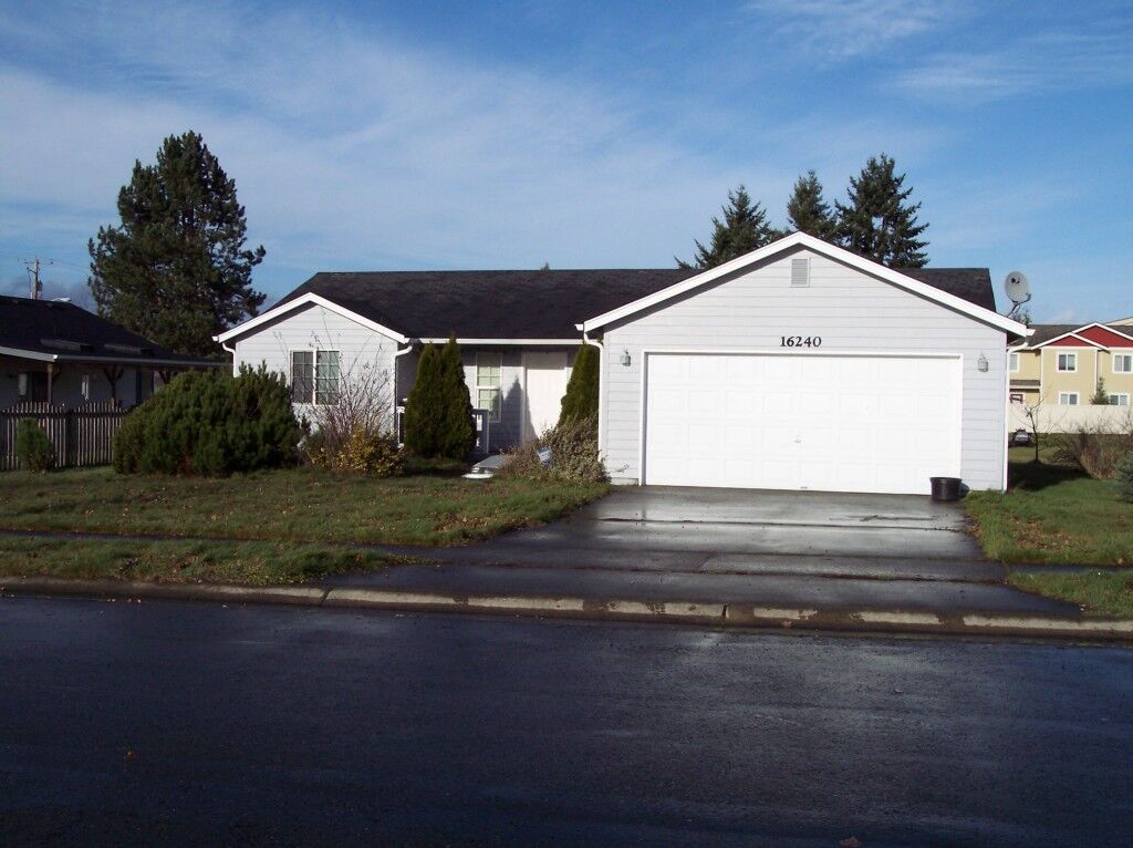 Property Photo:  16240 107th Ct SE  WA 98597 