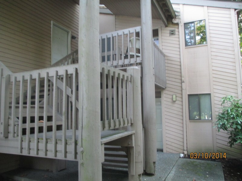 Property Photo:  10003 NE 123rd St Ad  WA 98034 