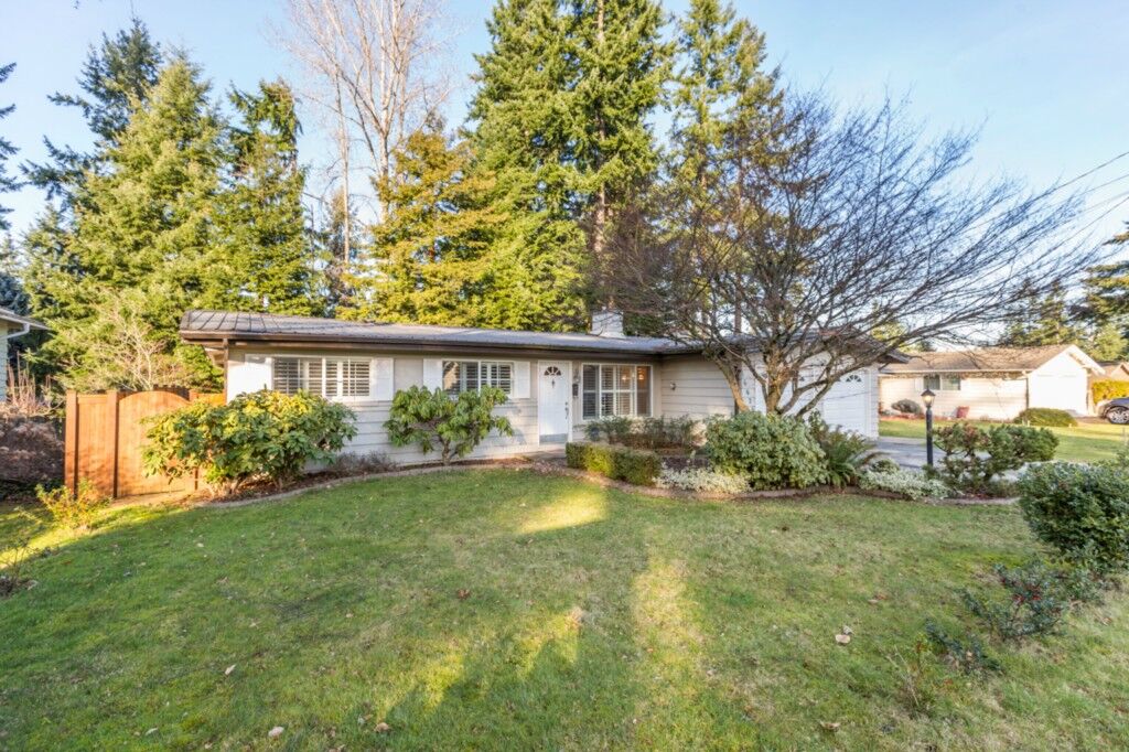 Property Photo:  16626 NE 26th St  WA 98008 