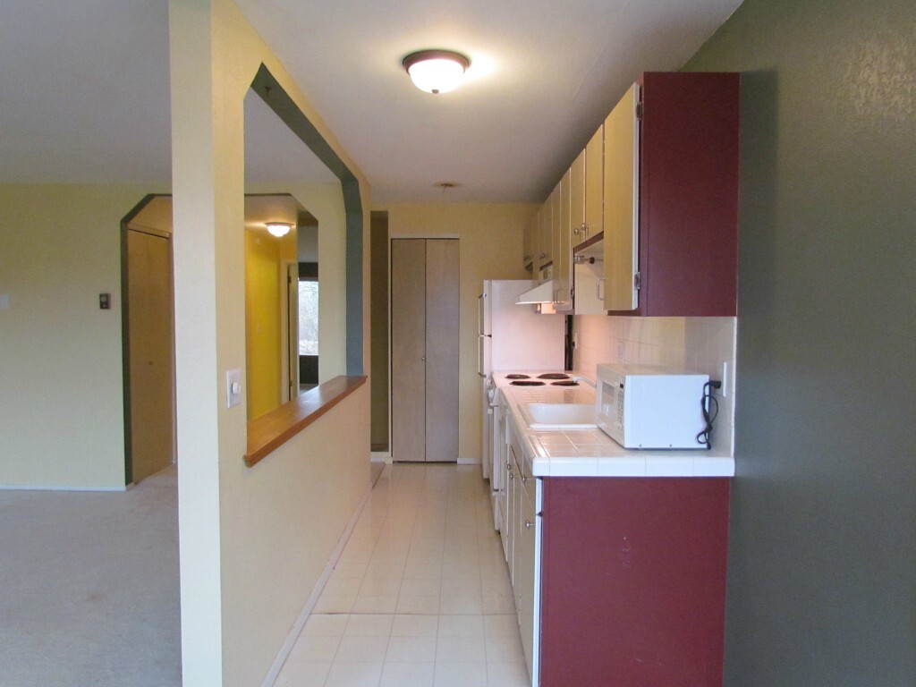 Property Photo:  3700 Alabama St 114  WA 98229 