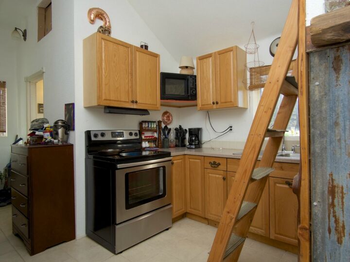 Property Photo:  33902 SE Hudson Rd  WA 98051 