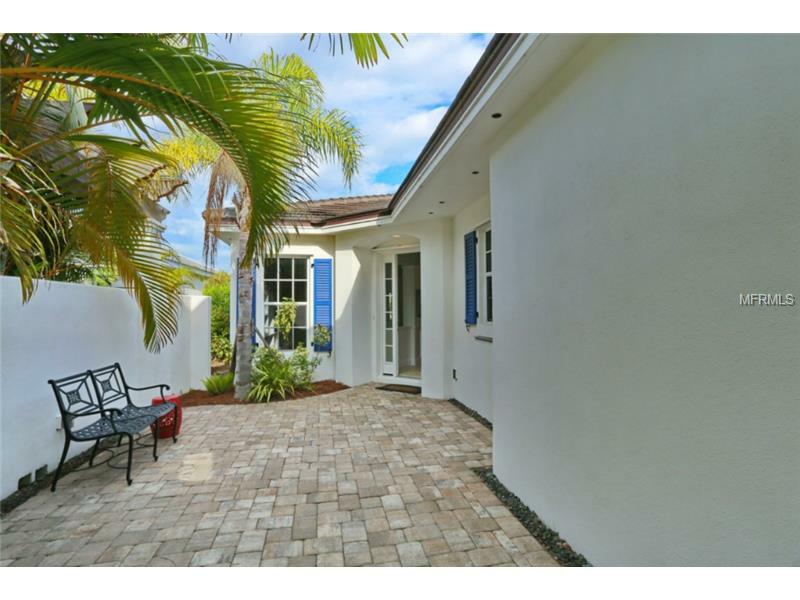 Property Photo:  4503 5th Avenue NE  FL 34208 