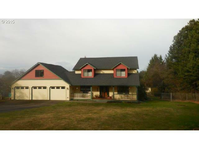 Property Photo:  16916 NE 35th Cir  WA 98682 