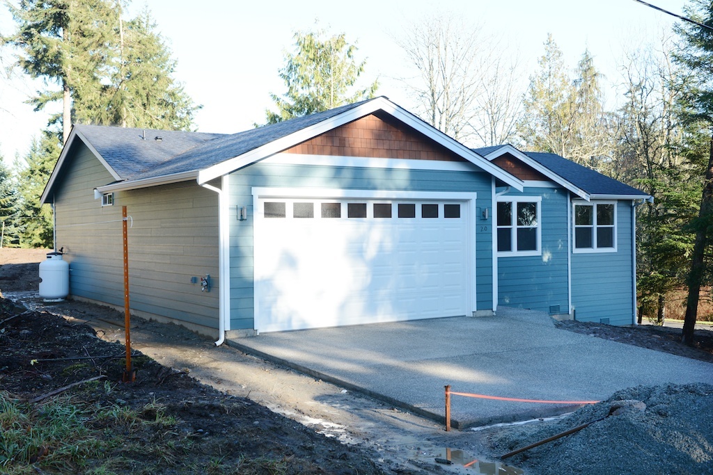 Property Photo: 1484 Ridge Dr WA 98282