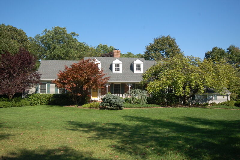 Property Photo:  11 Stonewicke Dr  NJ 08867 