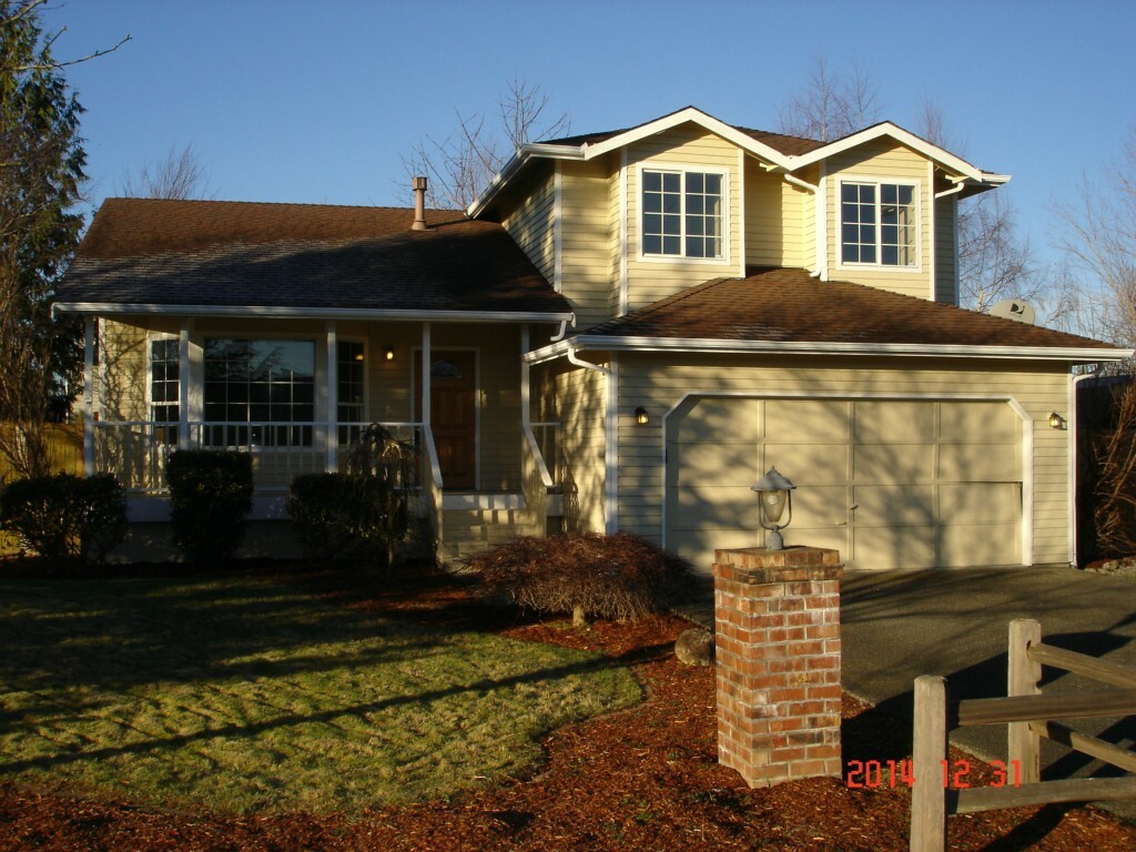 Property Photo: 306 Warwick St WA 98022