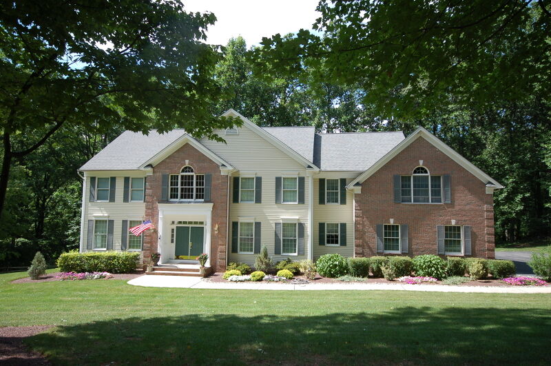 Property Photo:  4 Scotch Willie Lane  NJ 08827 