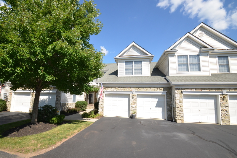Property Photo: 9 Sawgrass Way NJ 08801