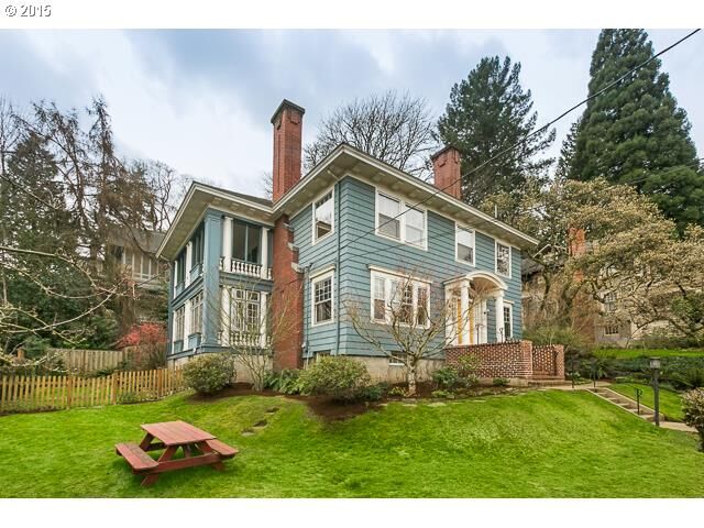 Property Photo:  2676 NW Overton St  OR 97210 