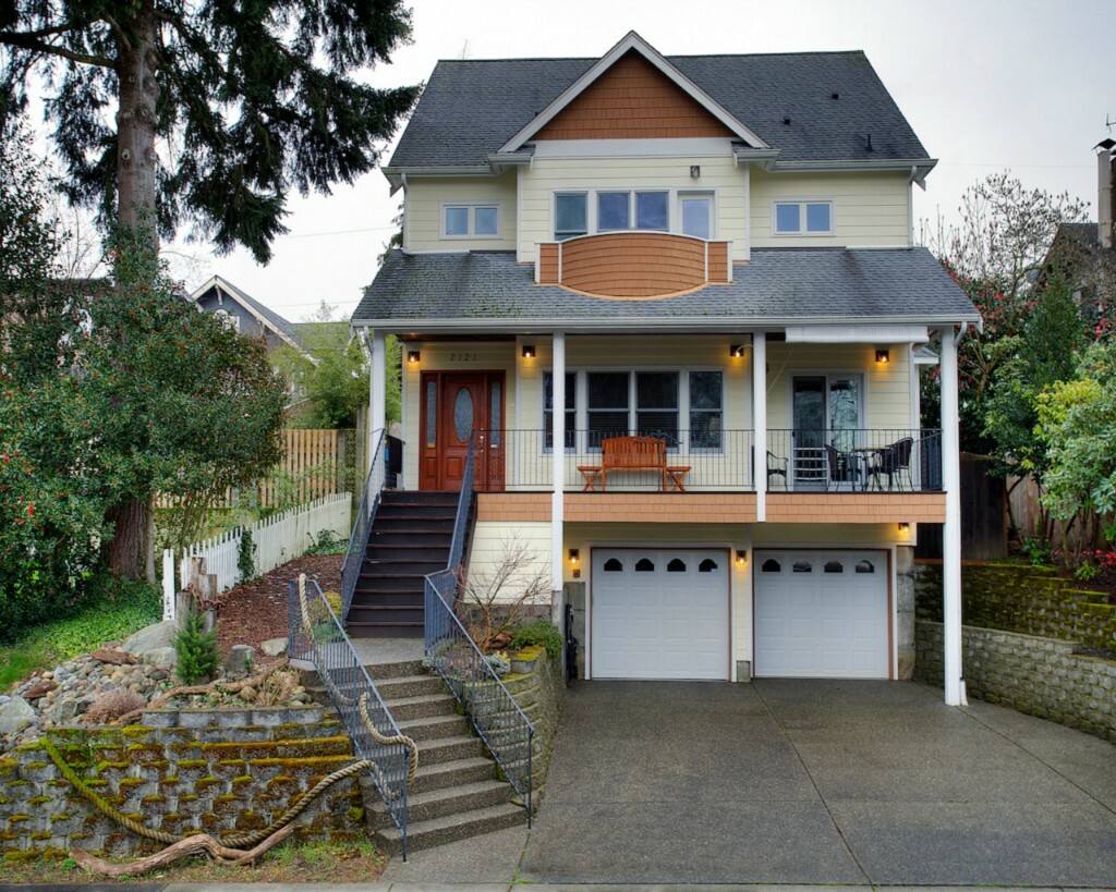 Property Photo:  2121 N Fife St  WA 98406 