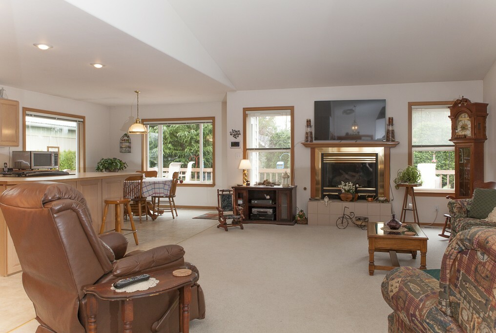 Property Photo: 2506 N 34th Place WA 98273