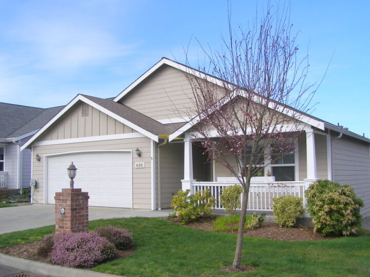 496 NW 12th Loop  Oak Harbor WA 98277 photo