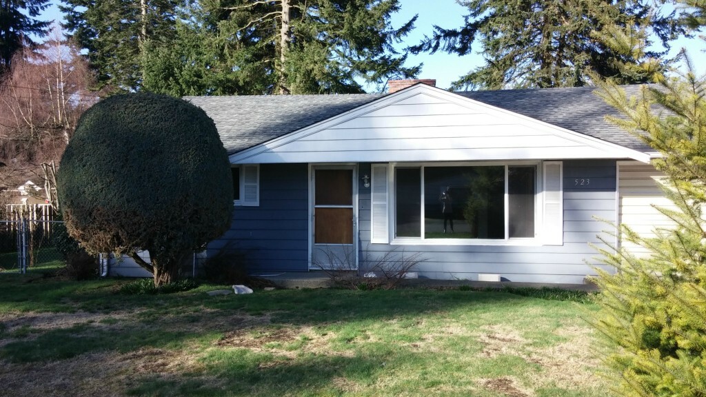 Property Photo: 523 61st St SE WA 98203
