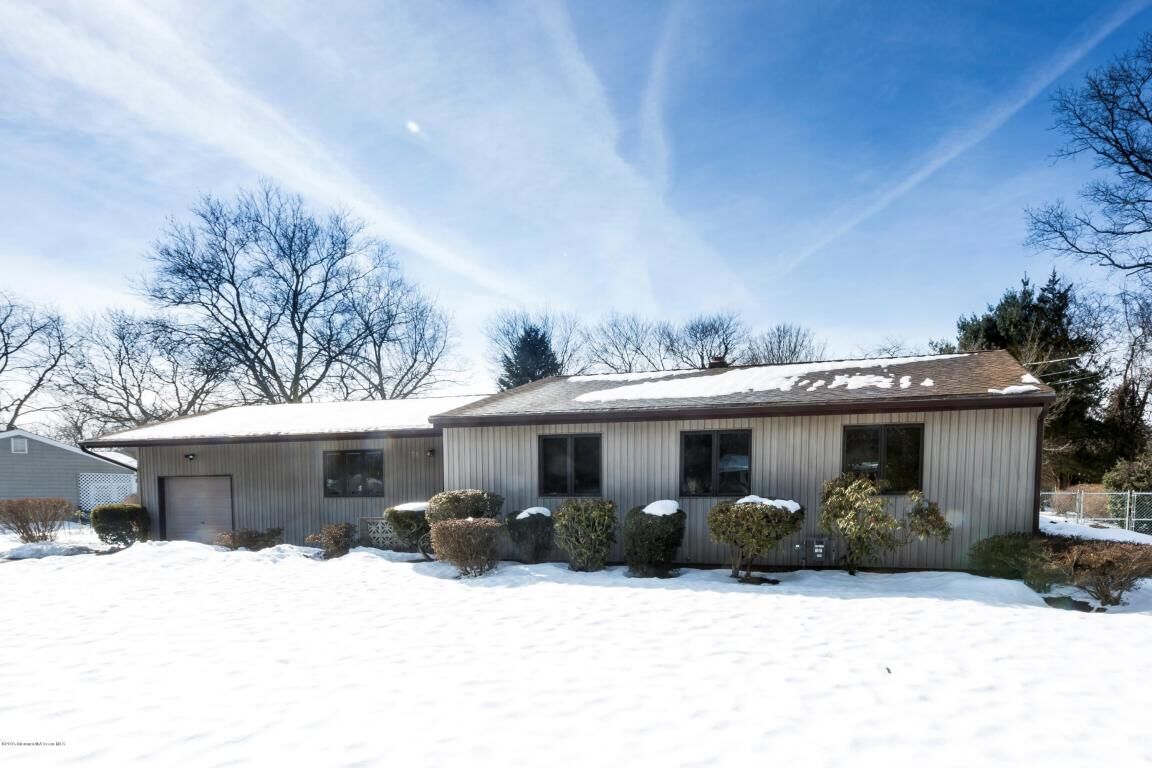 Property Photo:  14 Stratford Road  NJ 07724 