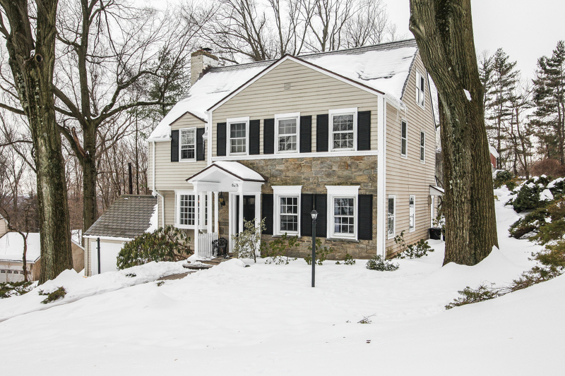 Property Photo:  120 Hemlock Terrace  NJ 07079 