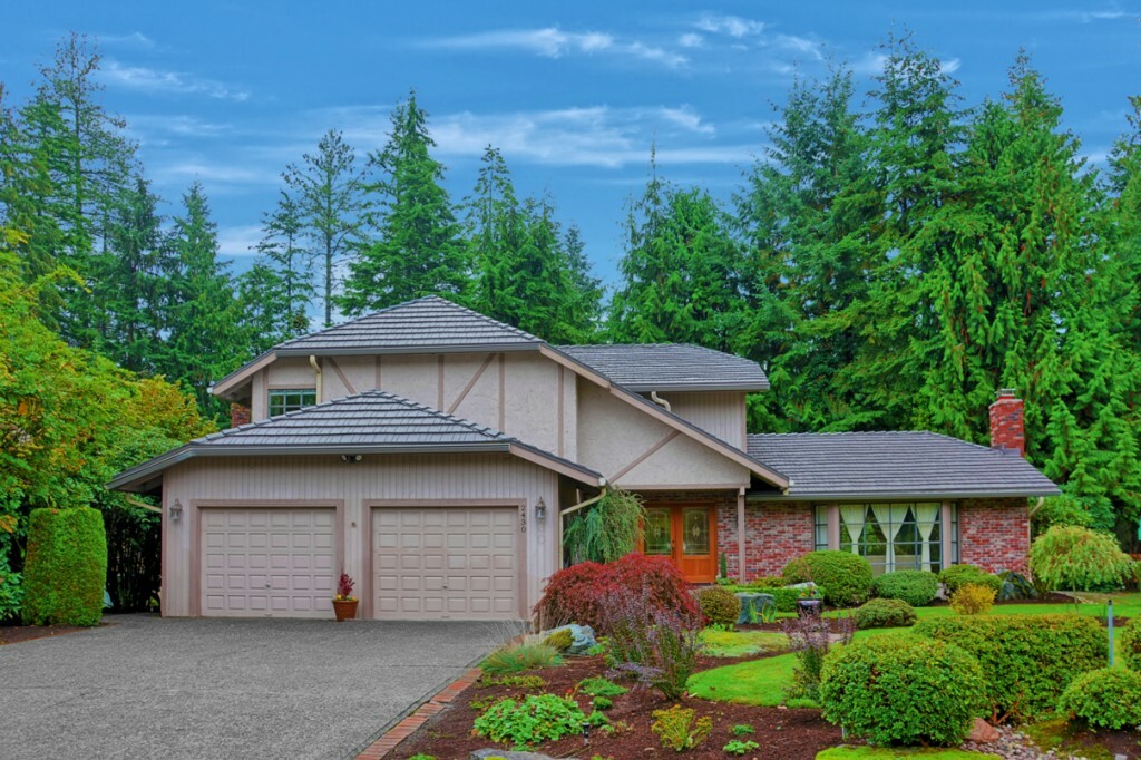 Property Photo:  2430 149th Place SE  WA 98012 