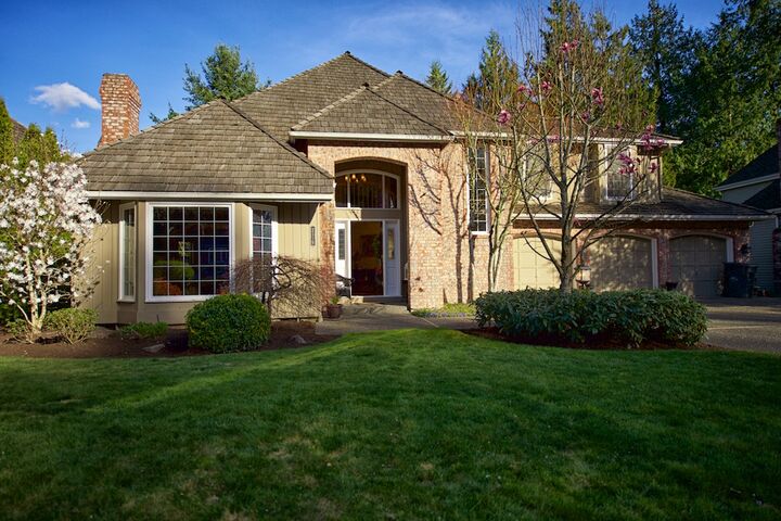 Property Photo: 2118 216 Place NE WA 98074