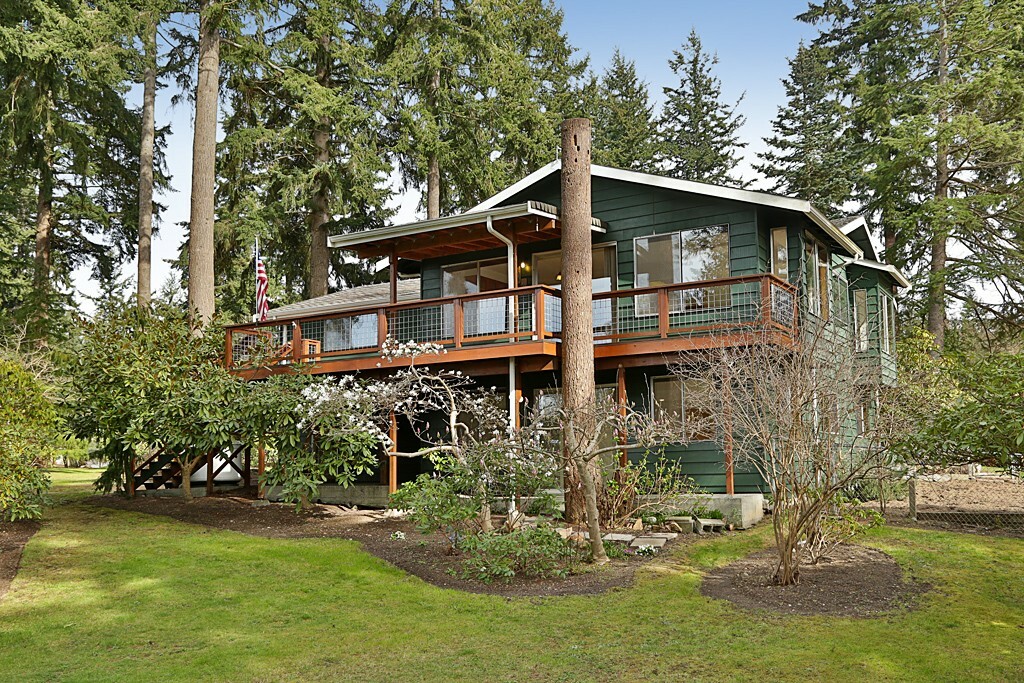 Property Photo:  5928 Sundown Lane  WA 98249 