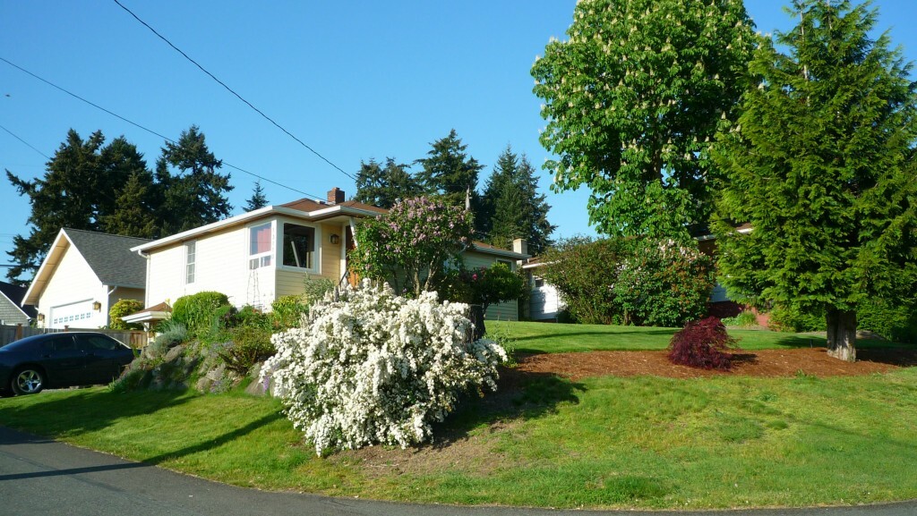 Property Photo: 13110 66th Ave S WA 98178