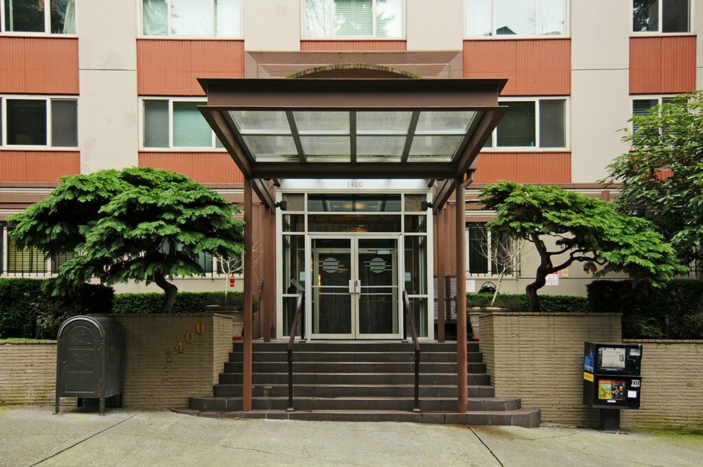 Property Photo: 1400 Hubbell Place 911 WA 98101