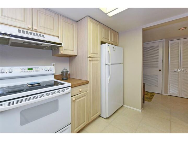 Property Photo: 2039 Gulf Of Mexico Drive G3-304 FL 34228