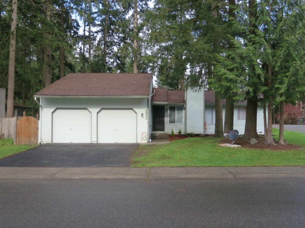 Property Photo:  26505 197th Place SE  WA 98042 