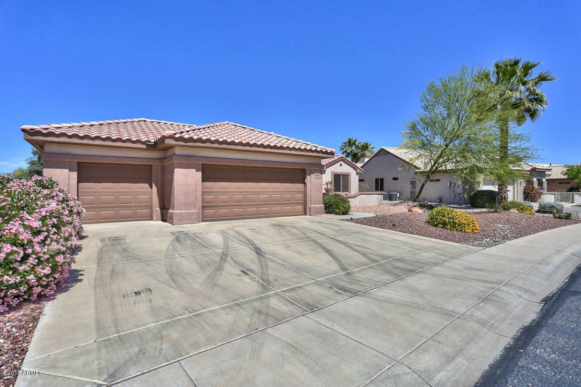 Property Photo:  15764 W Spring Tree Way  AZ 85374 