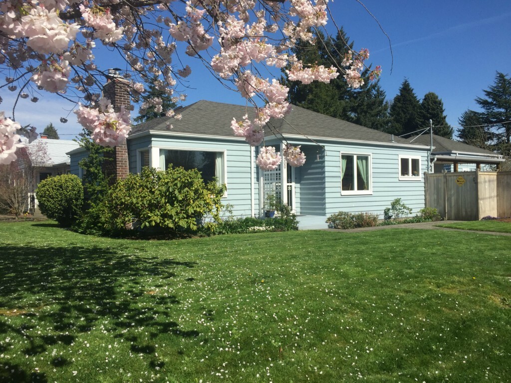 Property Photo:  9500 Mary Ave NW  WA 98117 