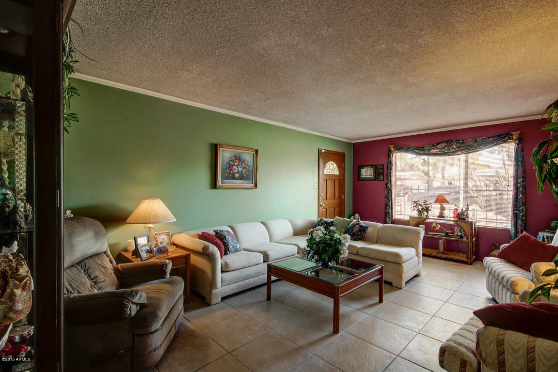 Property Photo:  413 E Hermosa Drive  AZ 85282 