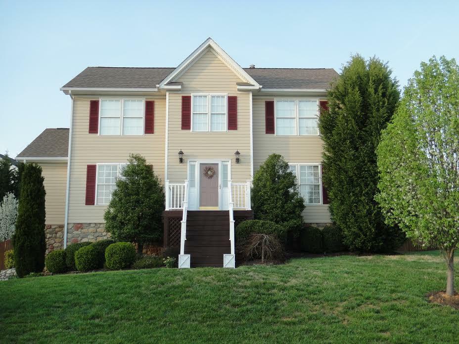 Property Photo:  6101 Apple Harvest Dr  VA 24012 