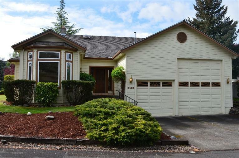 Property Photo: 2436 Sun Oaks Drive OR 97504