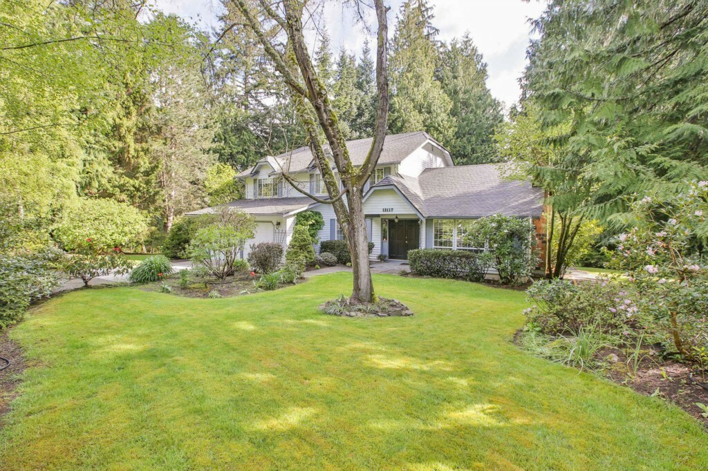 Property Photo:  13117 50th Ave W  WA 98026 