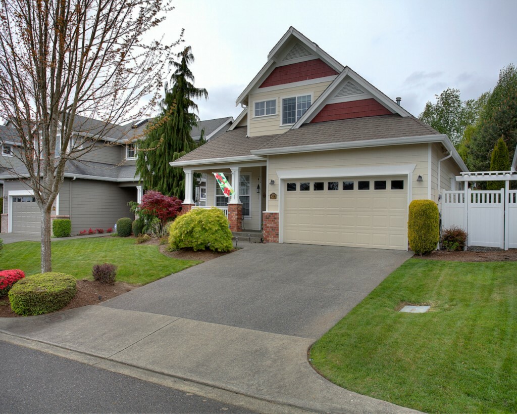 Property Photo:  4212 Fairwood Blvd NE  WA 98422 