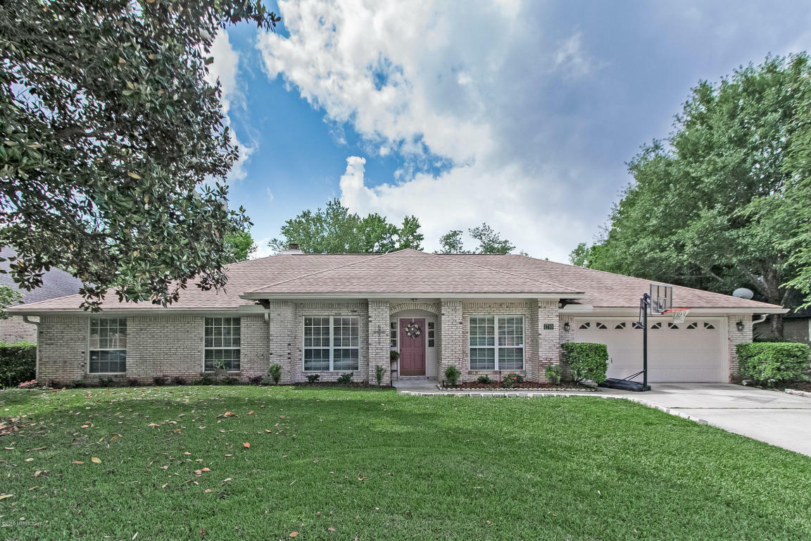 Property Photo: 1710 Red Cypress FL