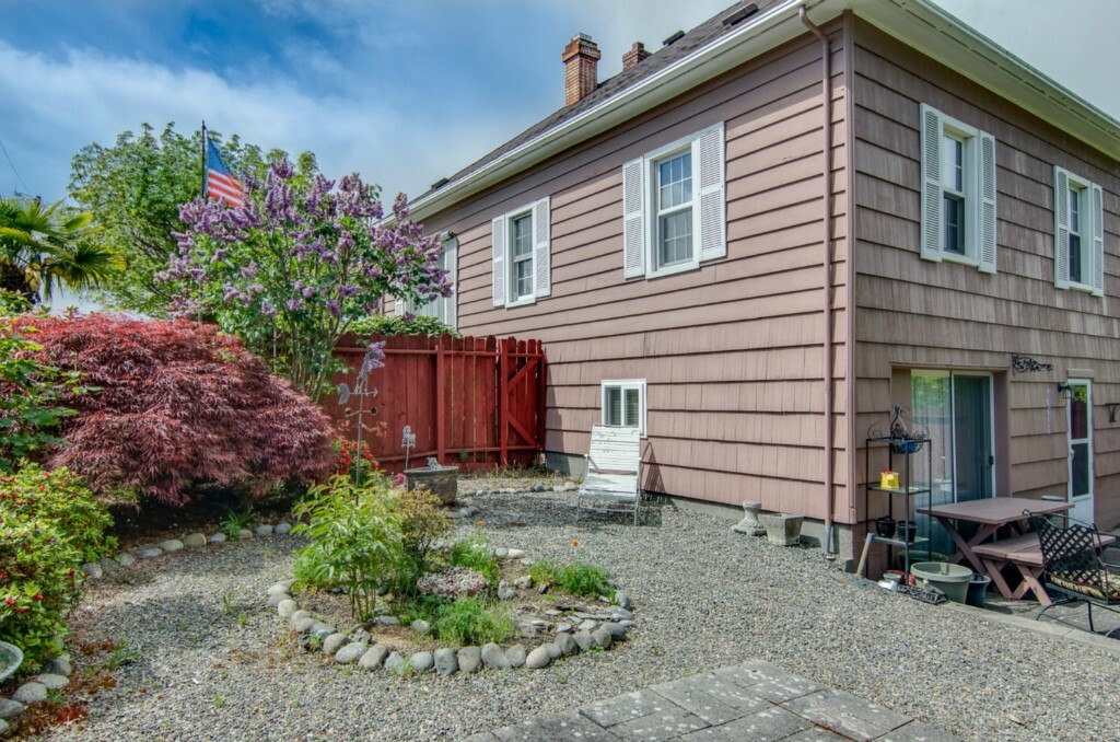 Property Photo:  3722 13th Ave S  WA 98144 