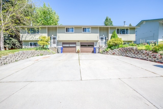 Property Photo:  10915 E 16th Ave 10917 E. 16th  WA 99206 