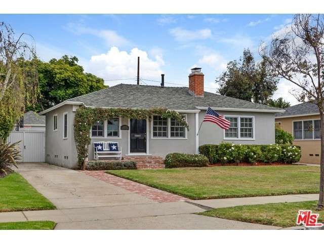 Property Photo:  10755 Richland Ave  CA 90064 