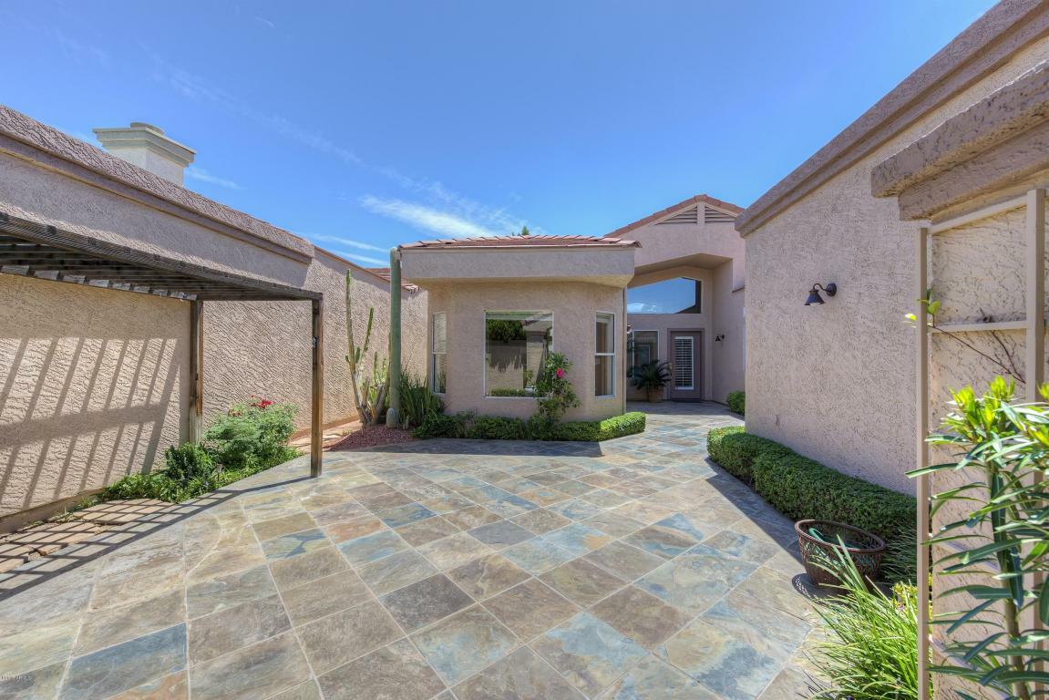 Property Photo: 8663 E Via De McCormick Street AZ 85258