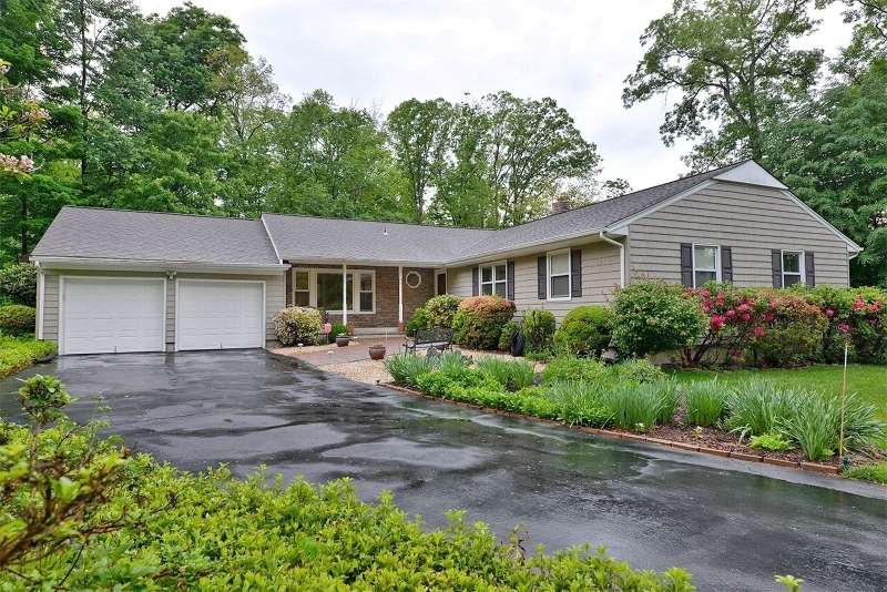 Property Photo: 3 Rolling Ridge Rd NJ 07869
