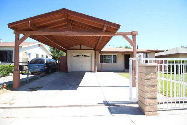 Property Photo:  1372 W Olive Street  CA 92411 