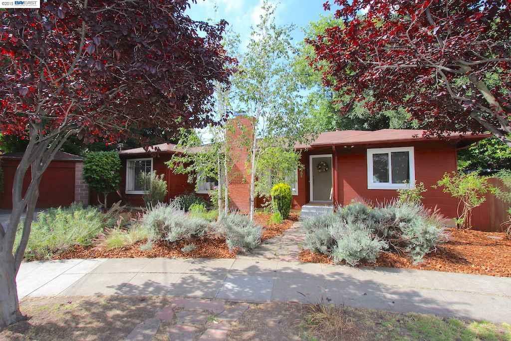 Property Photo:  237 Sunnyside Dr  CA 94577 