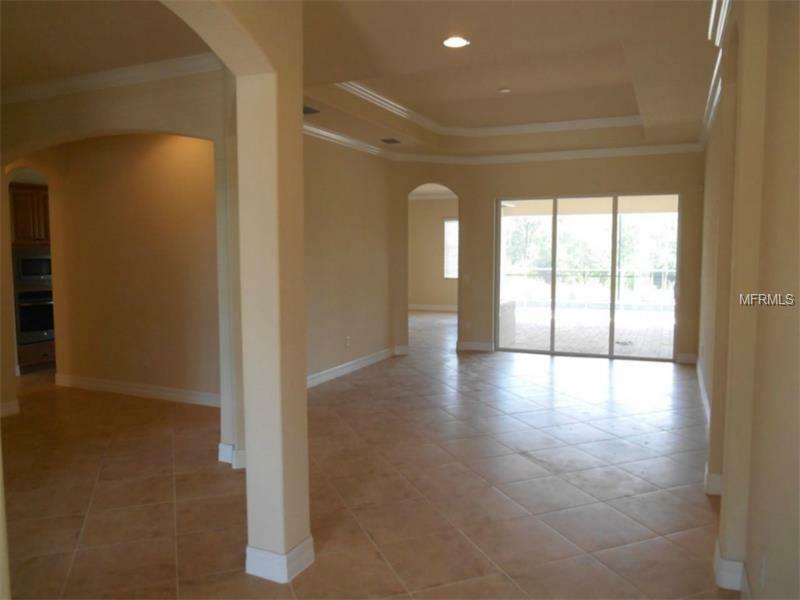 Property Photo: 5383 Royal Poinciana Way FL 34291