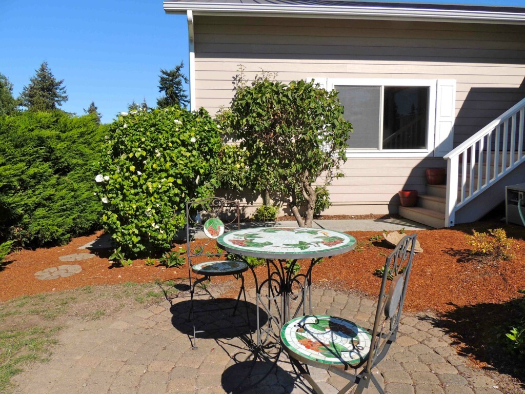 Property Photo: 5889 Capt Vancouver Dr WA 98260
