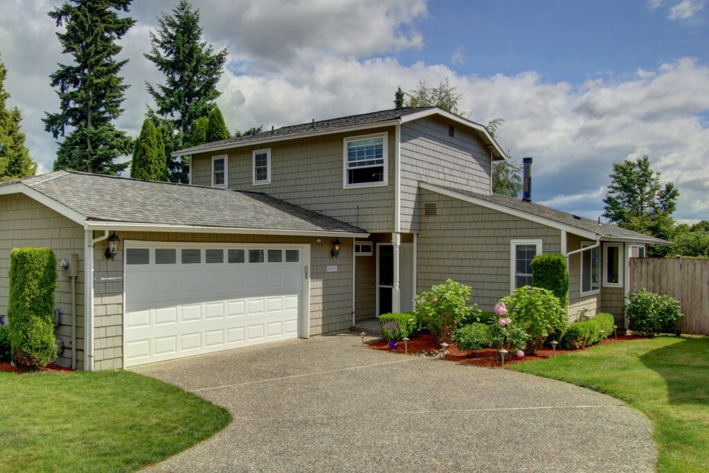 Property Photo:  13315 NE 136th Place  WA 98034 