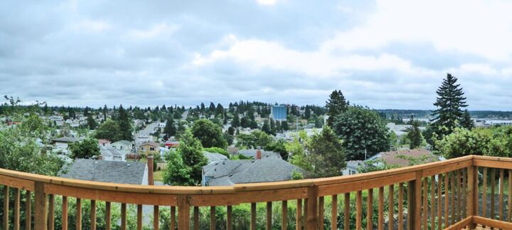 Property Photo:  134 N Lafayette Avenue  WA 98312 